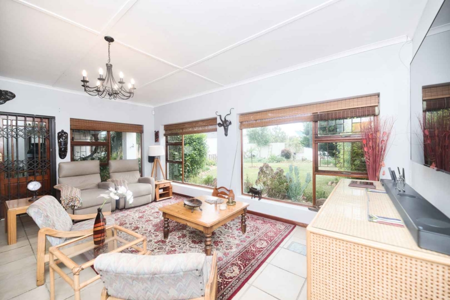 5 Bedroom Property for Sale in Fisherhaven Western Cape